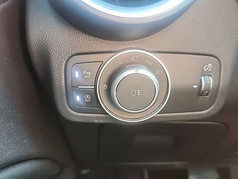 Used 2020 Alfa Romeo Stelvio Ti w/ Active Blind Spot Package image 11