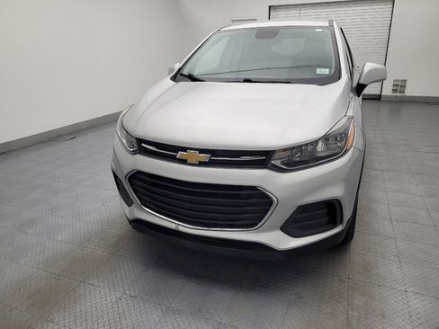 Used 2020 Chevrolet Trax LS w/ Tint and Cruise Package image 15