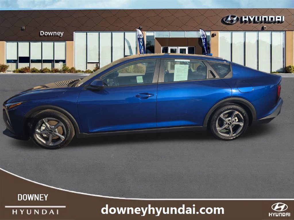 Used 2025 Kia K4 FWD image 2