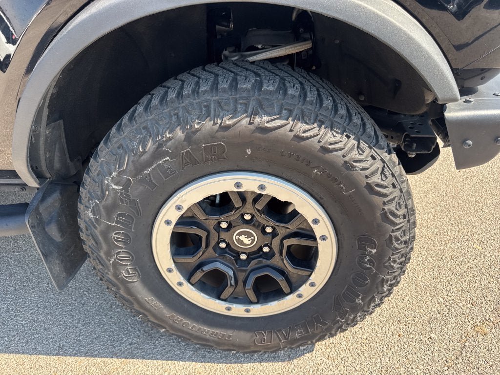 Used 2023 Ford Bronco 2-Door w/ Sasquatch Package AWD/4WD image 10