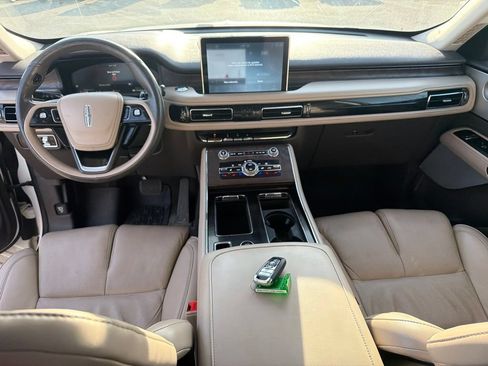 Used 2022 Lincoln Aviator Reserve w/ Equipment Group 201A AWD/4WD image 21