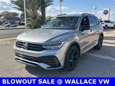 Certified 2023 Volkswagen Tiguan SE R-Line image 2
