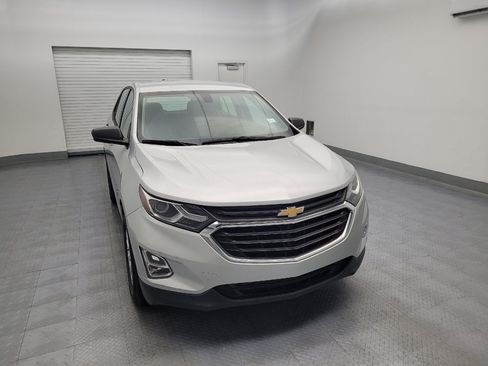 Used 2018 Chevrolet Equinox LS FWD image 14