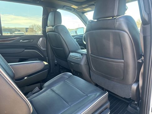 Used 2021 Cadillac Escalade Premium Luxury w/ Driver Assist Tech Package image 9