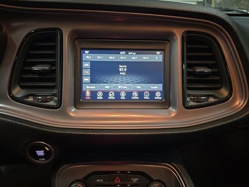 Used 2023 Dodge Challenger SXT w/ Blacktop Package image 19