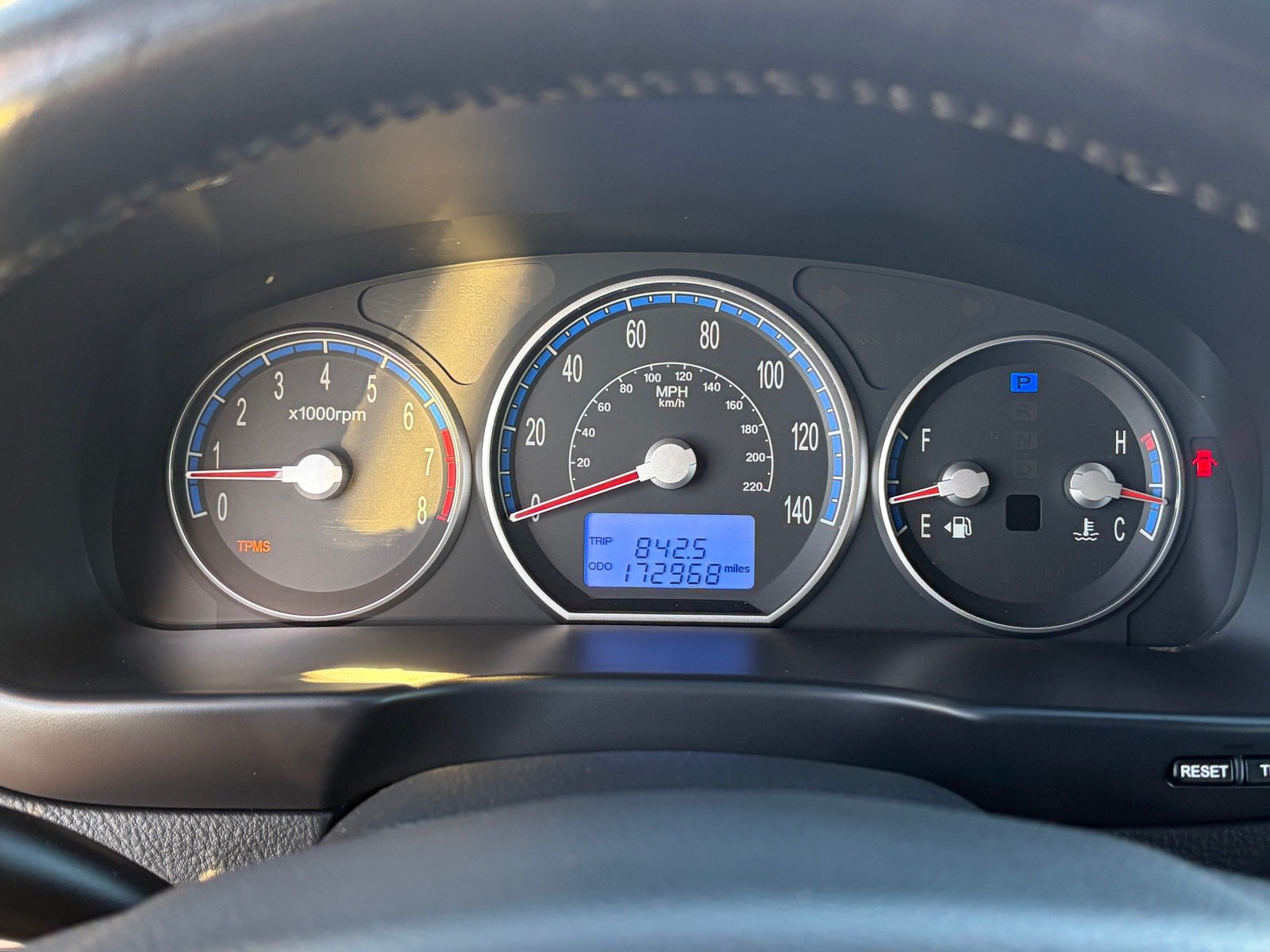 Used 2009 Hyundai Santa Fe SE FWD image 23
