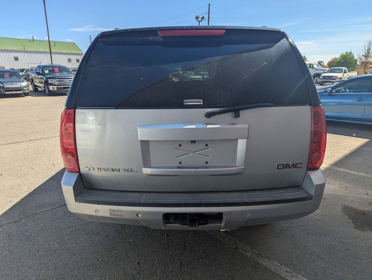 Used 2013 GMC Yukon XL SLT AWD/4WD image 4