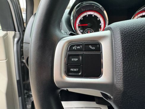 Used 2017 Dodge Grand Caravan SE w/ Power Window Group image 20