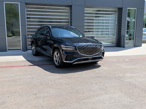 Used 2026 Genesis GV70 2.5T AWD/4WD image 2