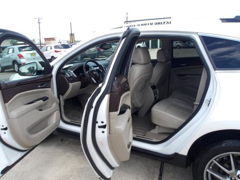 Used 2016 Cadillac SRX Performance FWD image 15