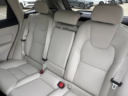 New 2026 Volvo XC60 B5 Ultra w/ Protection Package Premier AWD/4WD image 21