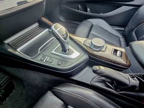 Used 2020 BMW 230i xDrive 230i xDrive w/ Premium Package image 44