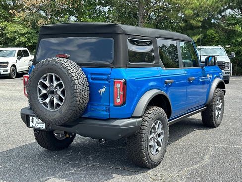 Used 2024 Ford Bronco Badlands image 47