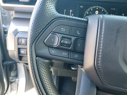 Used 2025 Toyota Tacoma SR5 image 14