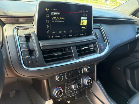 Certified 2022 GMC Yukon AT4 w/ Technology Package AWD/4WD image 13