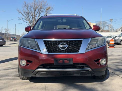 Used 2014 Nissan Pathfinder SL w/ SL Premium Package image 2