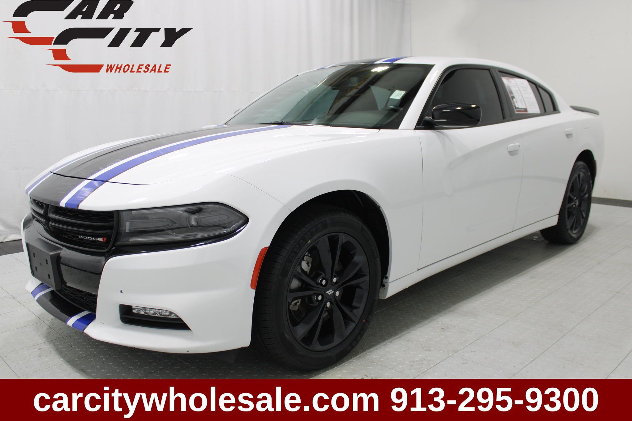 Used 2023 Dodge Charger SXT w/ Blacktop Package AWD/4WD image 1