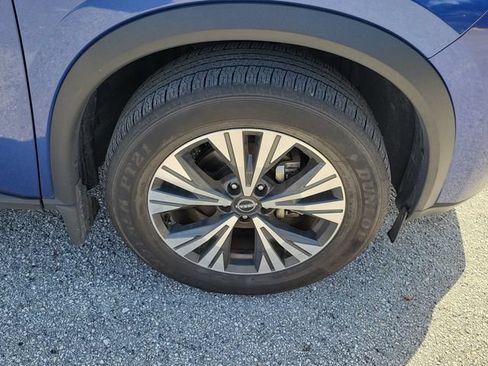 Certified 2023 Nissan Rogue SV FWD image 7