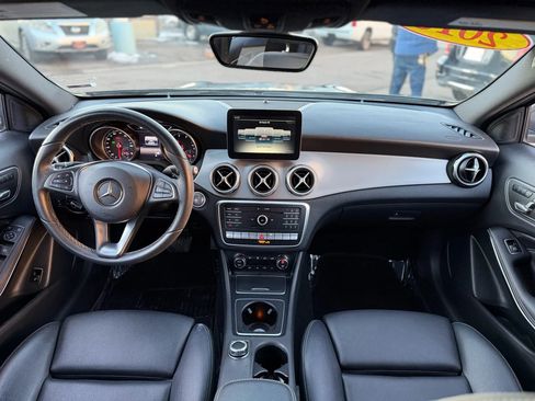 Used 2018 Mercedes-Benz GLA 250 4MATIC image 27