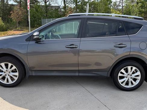 Used 2014 Toyota RAV4 Limited w/ Technology Package AWD/4WD image 2