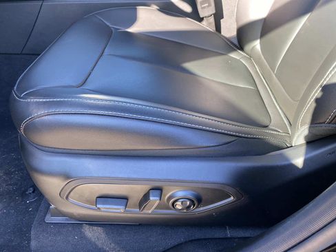 New 2026 Jeep Grand Cherokee Limited w/ Limited Altitude Package image 9