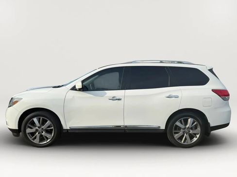 Used 2013 Nissan Pathfinder Platinum FWD image 8