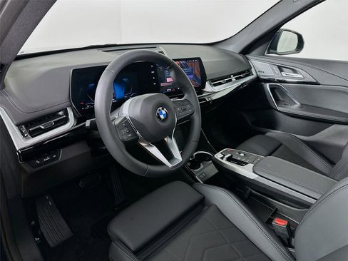 Used 2026 BMW X1 xDrive28i w/ Convenience Package image 9