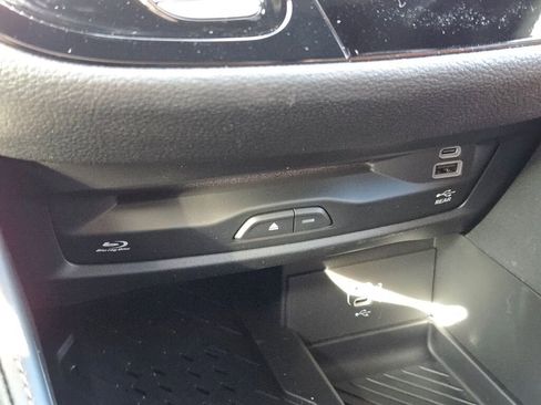 New 2026 Chrysler Pacifica Pinnacle w/ Trailer Tow Group image 26