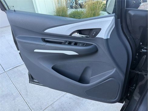 Used 2019 Chevrolet Bolt LT image 28