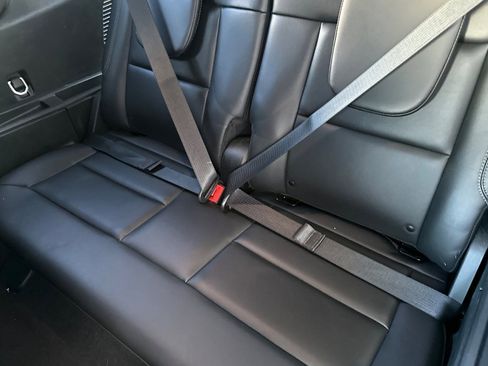 Used 2024 Ford Explorer XLT w/ Equipment Group 202A image 17