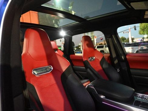 Used 2020 Land Rover Range Rover Sport SVR image 63