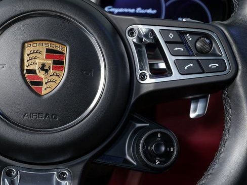 Certified 2022 Porsche Cayenne Turbo image 9