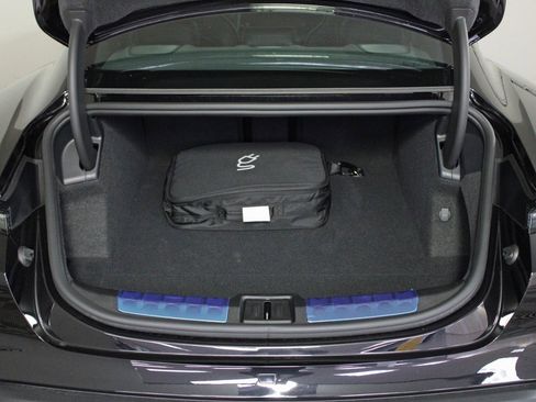 Used 2025 Porsche Taycan image 14