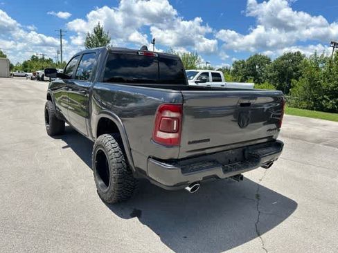 Used 2019 RAM 1500 Laramie AWD/4WD image 17