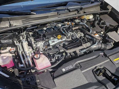 Used 2025 Toyota Prius Plug-In Hybrid image 20