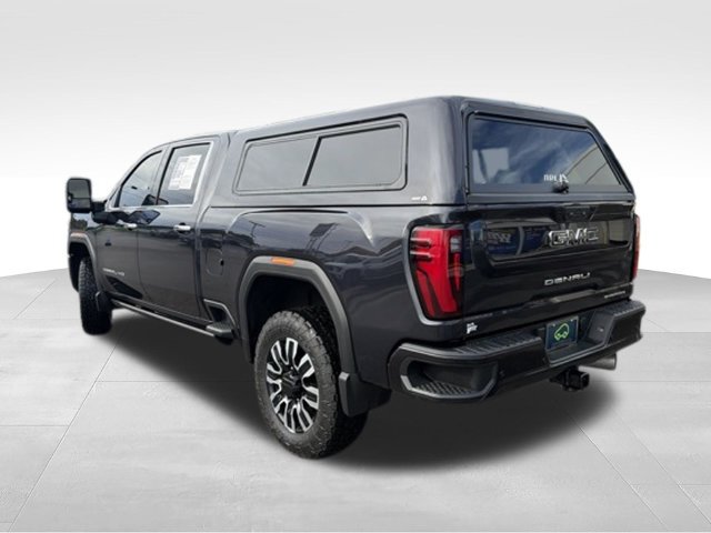 Used 2024 GMC Sierra 2500 Denali Ultimate AWD/4WD image 3
