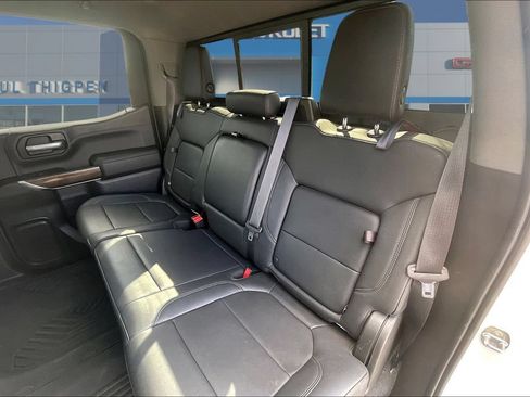 Used 2021 Chevrolet Silverado 1500 LT Trail Boss w/ Convenience Package II AWD/4WD image 23