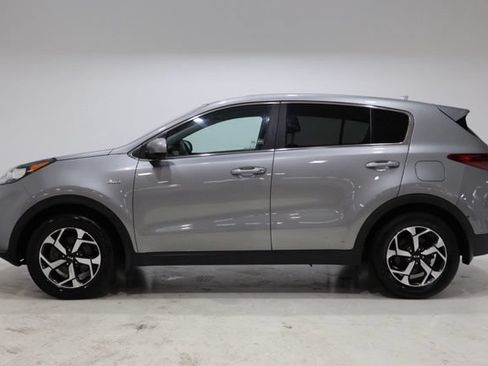 Used 2022 Kia Sportage LX AWD/4WD image 4