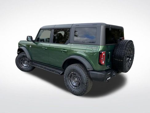 New 2025 Ford Bronco Outer Banks w/ Sasquatch Package AWD/4WD image 3