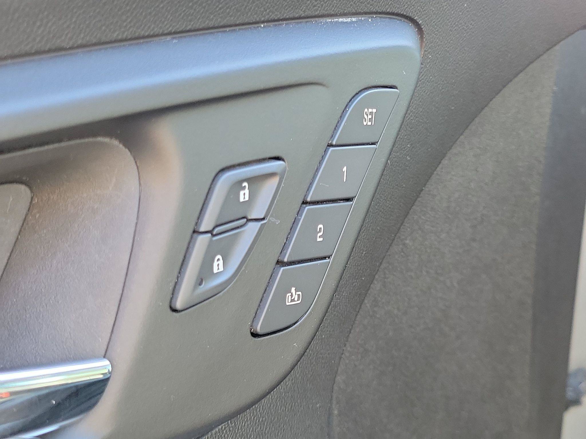Used 2024 Chevrolet Malibu LT FWD image 10