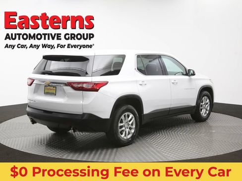 Used 2021 Chevrolet Traverse LS AWD/4WD image 40