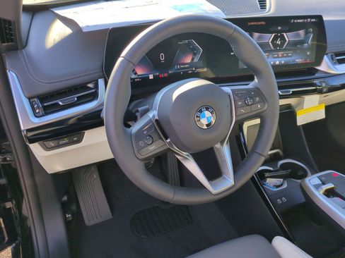 Certified 2026 BMW X1 xDrive28i w/ Convenience Package AWD/4WD image 17