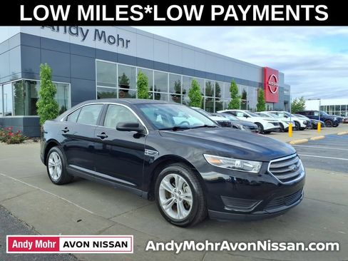 Used 2018 Ford Taurus SE FWD image 1