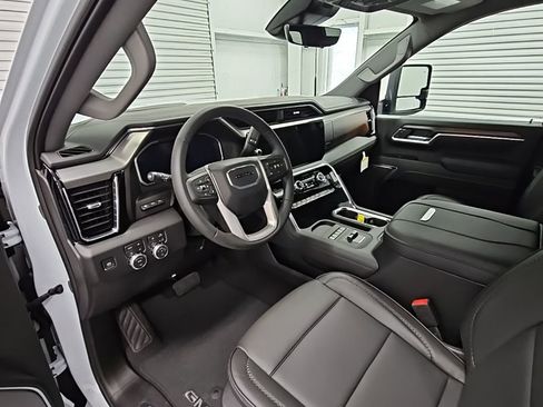 New 2026 GMC Sierra 2500 Denali w/ Denali Reserve Package image 11