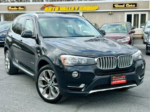 Used 2017 BMW X3 xDrive28i image 1
