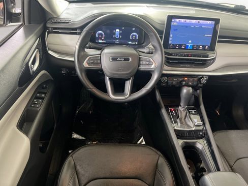 Used 2022 Jeep Compass Limited w/ Elite Group image 22