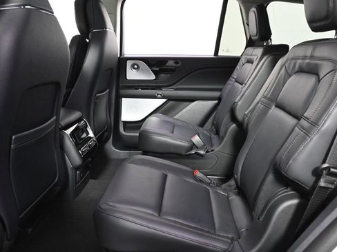 New 2026 Lincoln Aviator Reserve AWD/4WD image 22