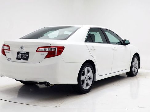Used 2013 Toyota Camry SE image 8