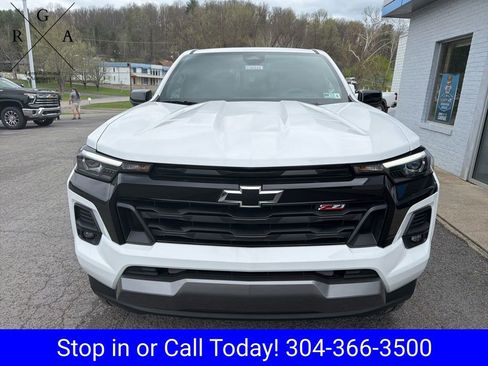 New 2026 Chevrolet Colorado Z71 w/ Midnight Edition AWD/4WD image 2