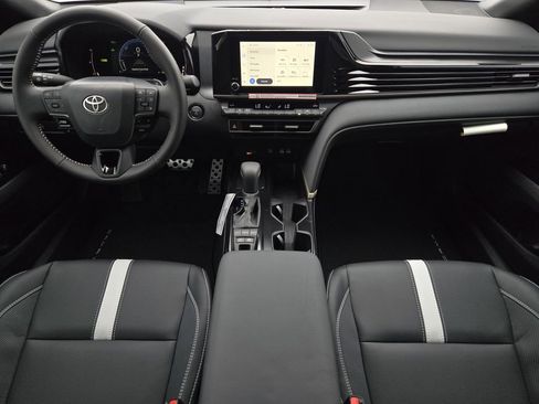 New 2026 Toyota Camry SE FWD image 21
